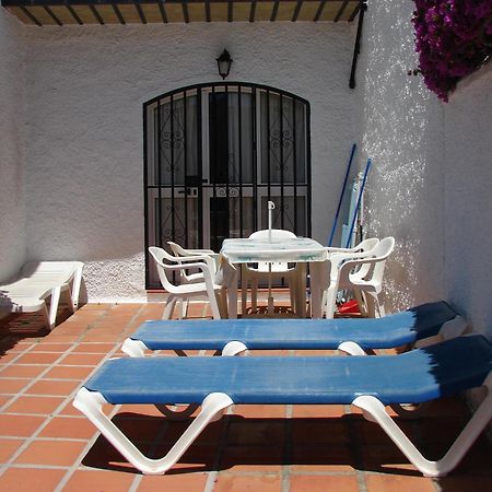 Apartmán Pinos 11 Menyber Nerja Exteriér fotografie